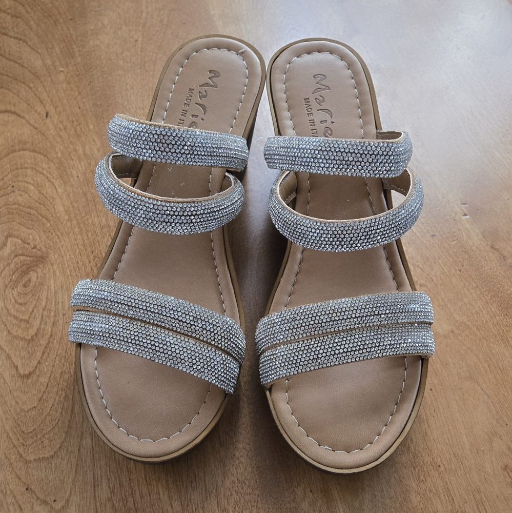 Mariella Silver Wedges Women's Leather Sandals